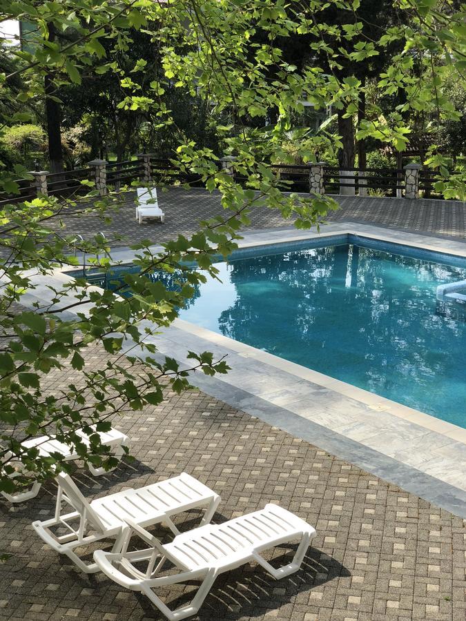 Heliopark Gora Bagrata Hotel Soechoemi Buitenkant foto
