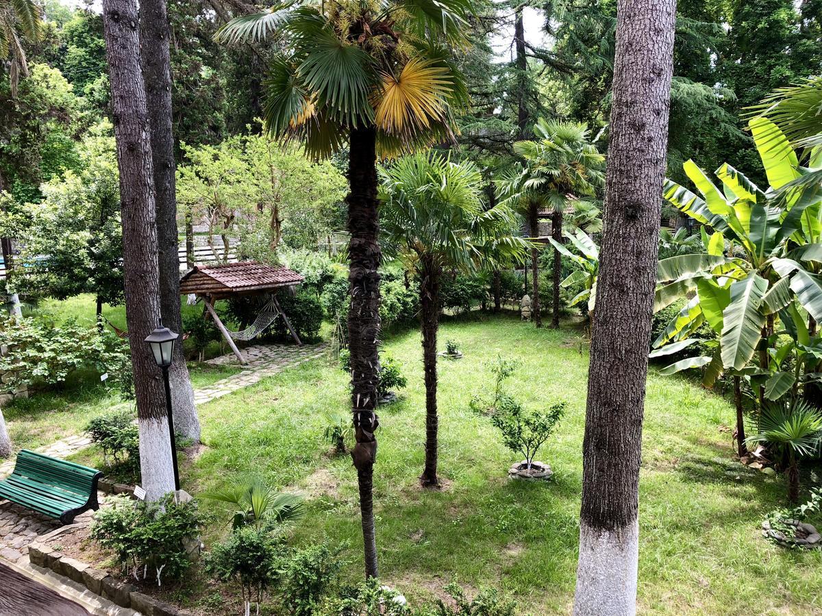 Heliopark Gora Bagrata Hotel Soechoemi Buitenkant foto