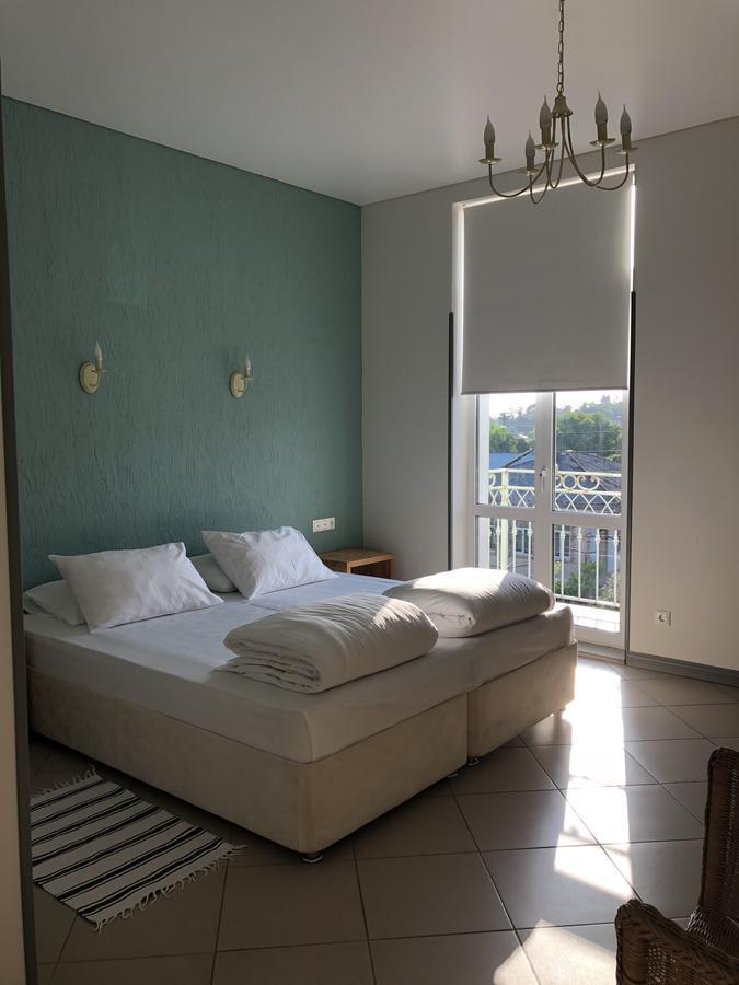 Heliopark Gora Bagrata Hotel Soechoemi Buitenkant foto