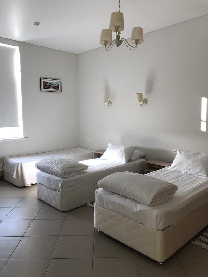 Heliopark Gora Bagrata Hotel Soechoemi Buitenkant foto