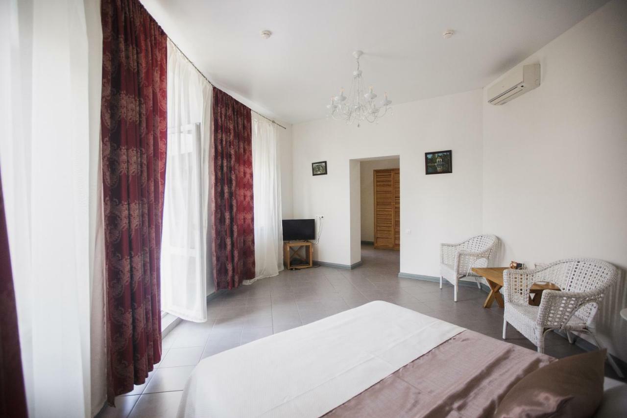 Heliopark Gora Bagrata Hotel Soechoemi Buitenkant foto